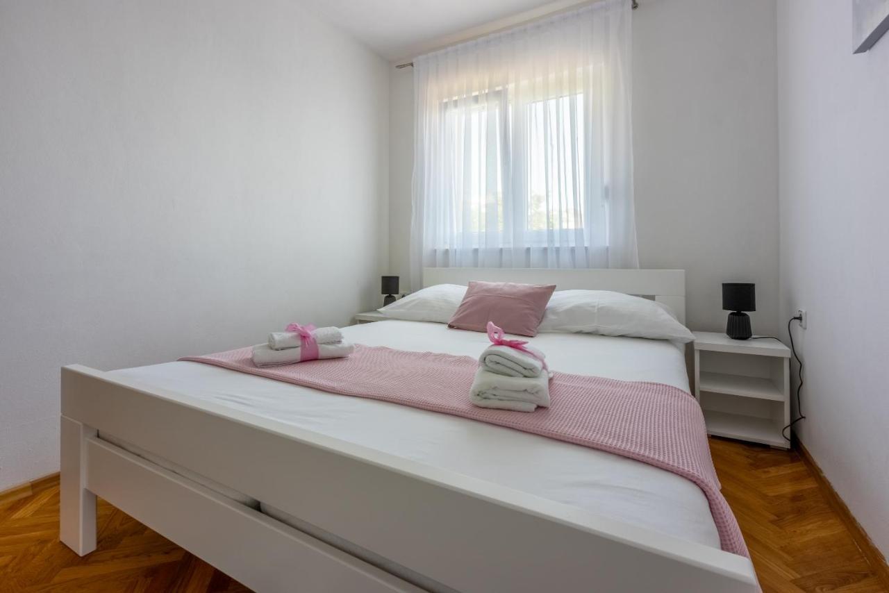 Apartments Rogic Криквеница Екстериор снимка